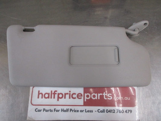 Ford Focus LR Genuine Right Hand Front Sunvisor With Personal Mirror New Part