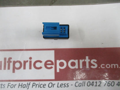 Holden Barina/Trax Genuine Jet Black Drivers Door Lock Switch New Part