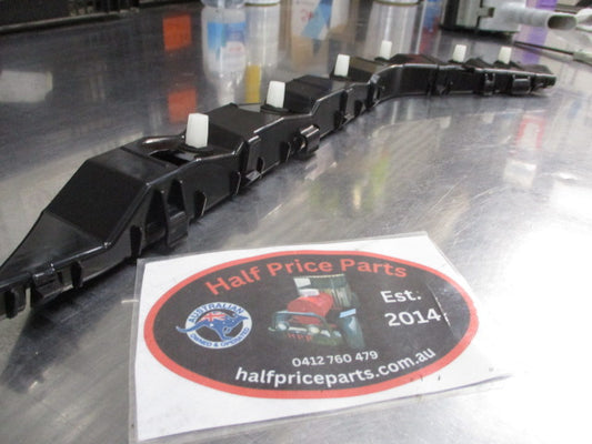 Hyundai Sonata Genuine Left Hand Rear Bumper Side Bracket New Part