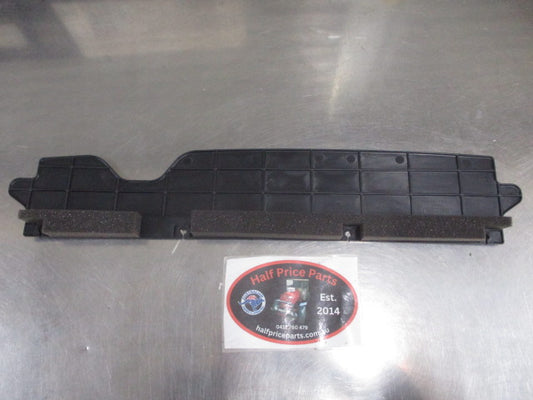 Hyundai Accent Genuine Upper Deflector Air Guide New Part