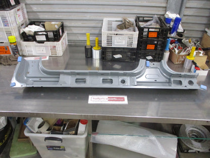 Kia Optima Genuine Right Hand Outer Lower Sill Panel New Part