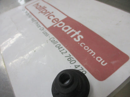 Holden Captiva Genuine Rear Tailgate Wiper Arm Grommet New Part