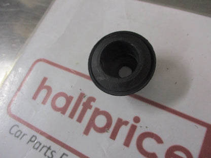 Holden Captiva Genuine Rear Tailgate Wiper Arm Grommet New Part