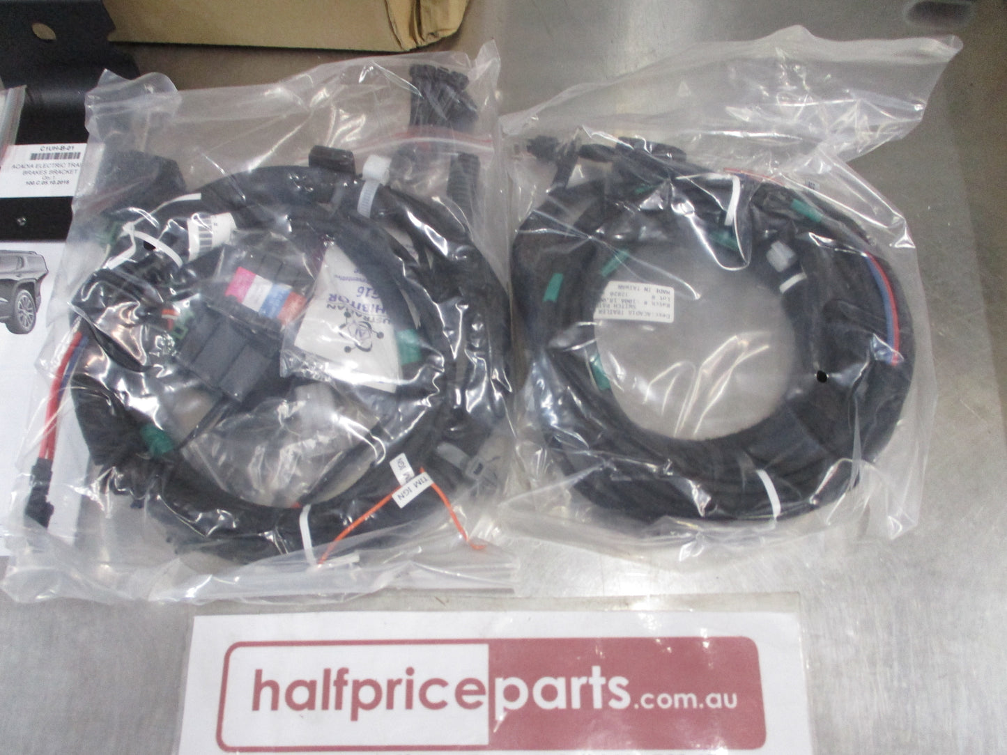 Holden Acadia Genuine Trailer Electric Brake Controller Wiring Harness New Part