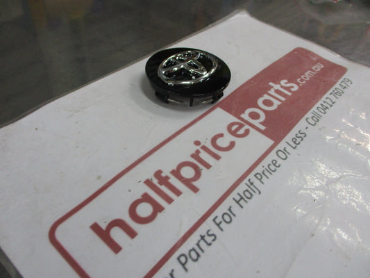 Toyota Yaris Cross Hybird/Yaris Cross Petrol Genuine Glossy Black Alloy Wheel Center Cap New Part