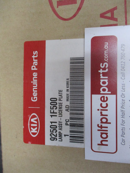 Kia Sportage Genuine rear tailgate garnish/number plate light holder with badge New Part