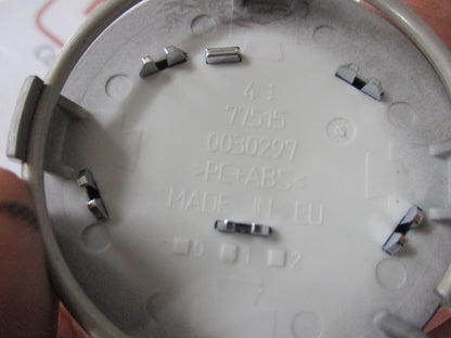 Toyota Yaris Cross Hybird/Yaris Cross Petrol Genuine Glossy Black Alloy Wheel Center Cap New Part
