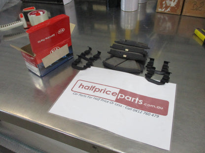 KIa Seltos Genuine Front Disc Brake Pad Set New Part