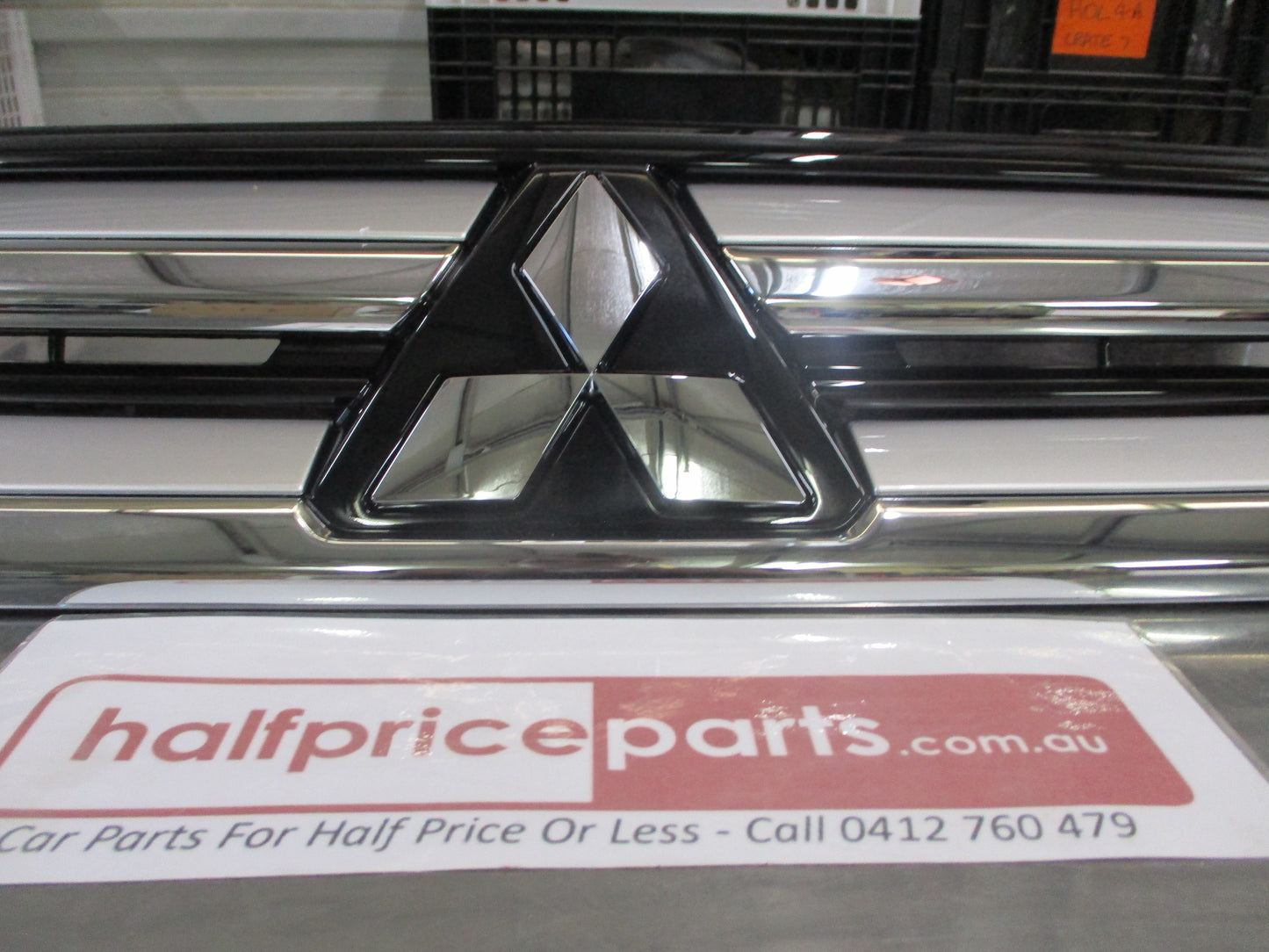 Mitsubishi Outlander Genuine Chrome Radiator Grille Assembly With Emblem New Part