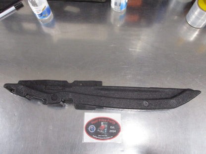 Hyundai Tucson Genuine Right Hand Front Door Insulator New Part