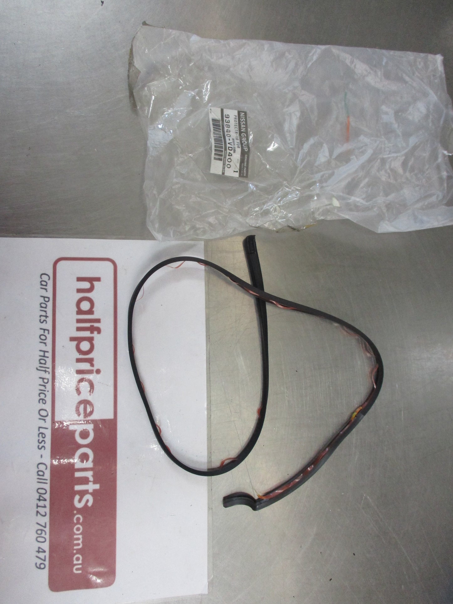 Nissan Patrol Y61 GU4 Series Genuine Right Hand Rear Flare Seal Black New Part