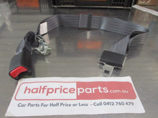 Ford PJ Ranger Genuine Left Hand Rear Center Seat Belt And Buckle Assembly New Part