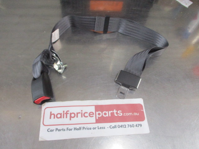Ford PJ Ranger Genuine Left Hand Rear Center Seat Belt And Buckle Assembly New Part