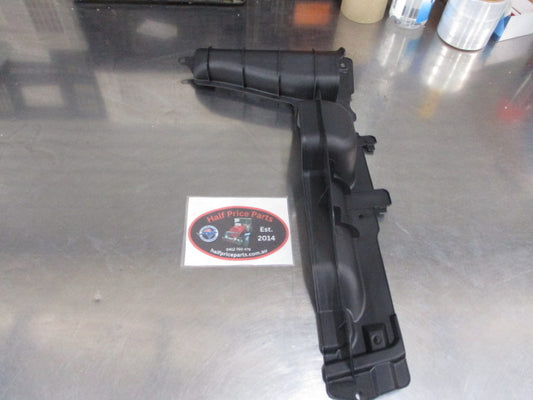 Hyundai Tucson Genuine Left Hand Front Air Guard New Part
