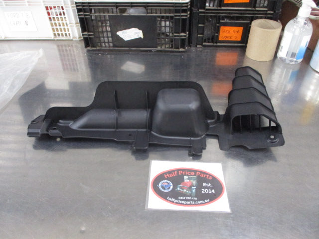 Hyundai Tucson Genuine Left Hand Front Air Guard New Part