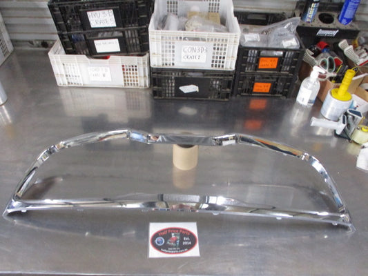 Kia Carnival Genuine Chrome Outer Front Upper Grille Surround New Part
