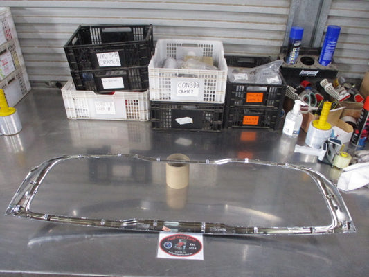 Kia Carnival Genuine Chrome Outer Front Upper Grille Surround New Part