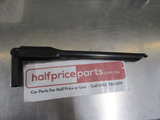 Ford Kuga Series II Genuine Wheel Brace New Part