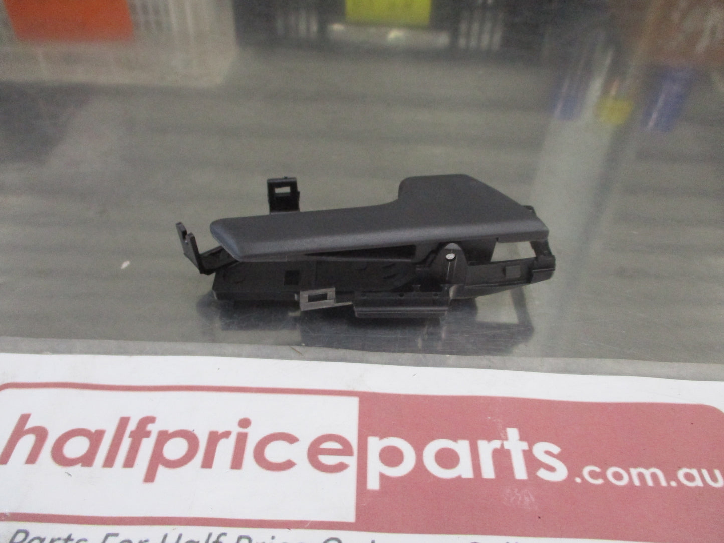 Holden Barina Genuine Drivers Front Door Inner Handle Assembly New Part