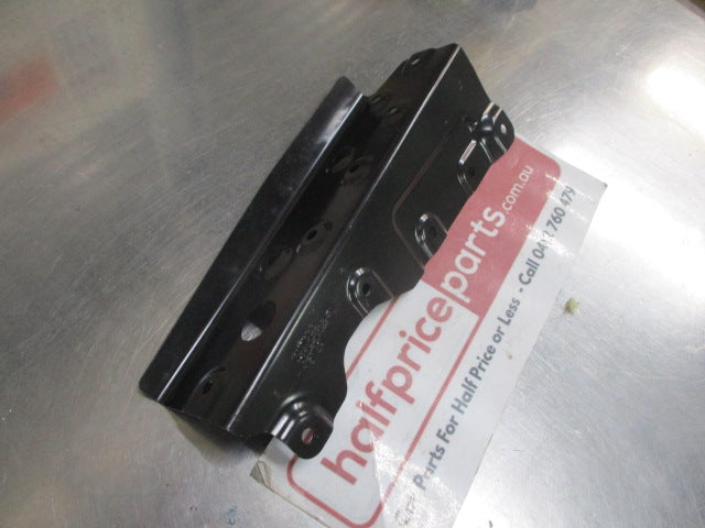 Ford PX Ranger Genuine Right Hand Front Side Guard Bracket New Part