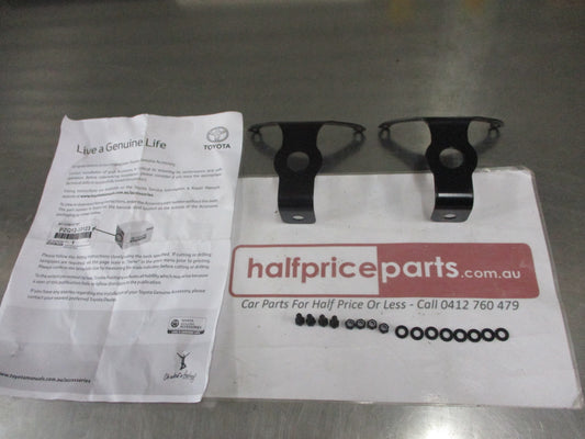 Toyota Landcruiser 200 Series/Prado 150/Hilux Genuine Driving Light Bracket kit For Nudge Bar New Part