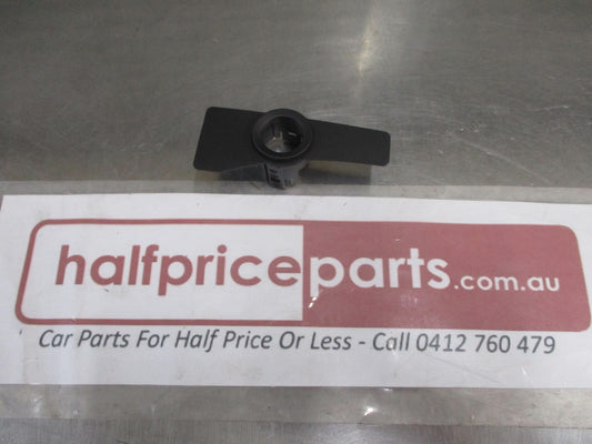 Holden Equinox Genuine Left Hand Front Park Assist Bracket New Part