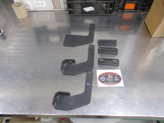 Hyundai Terracan Genuine One Side Side Step Bracket Set New Part