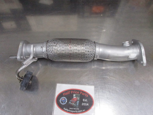 Hyundai Tucson Genuine Front Exhaust Muffler Pipe Assembly New Part
