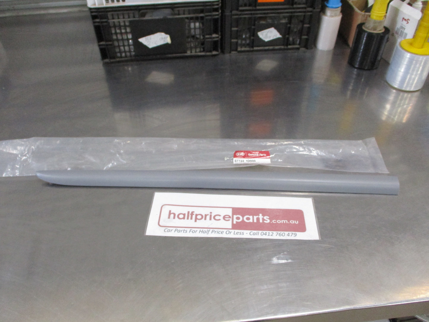 Kia Rondo Genuine Right Hand Rear Door Moulding (Unpainted) New Part