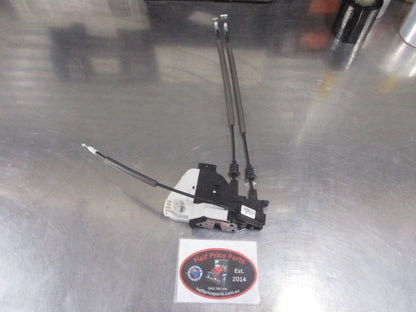 Hyundai Santa Fe DM Genuine Right Hand Front Door Latch Assembly New Part