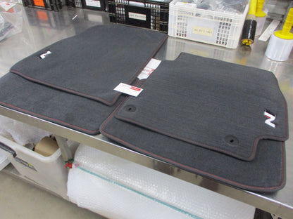 Hyundai I30N Sedan Genuine Set 4 Carpet Mat Set New Part.