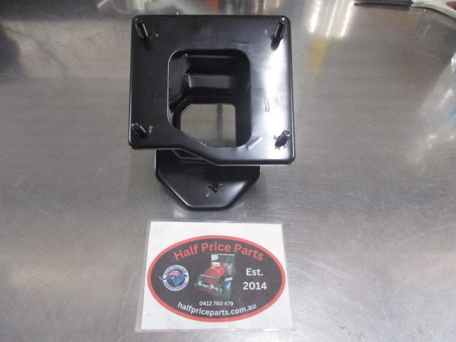 Hyundai I30 GD Genuine Right Hand Rear Bumper Bracket New Part
