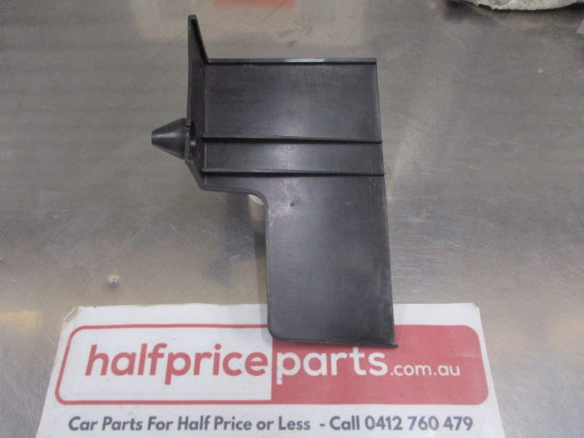 Ford XR8/XR6 AU Falcon Ute Genuine Right Hand Front Bumper Air Deflector New Part