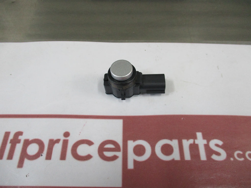 Holden Commodore ZB Genuine Advanced Park Assist Sensor New Part – Half ...