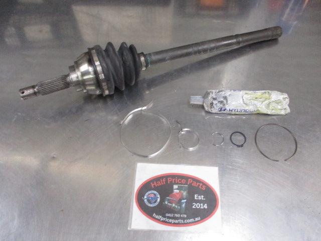Hyundai Elantra Genuine Front Right CV Joint & Shaft Kit New Part