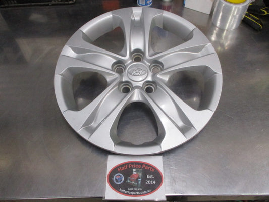 Hyundai Tucson Genuine 17" Hub Cap Used Part