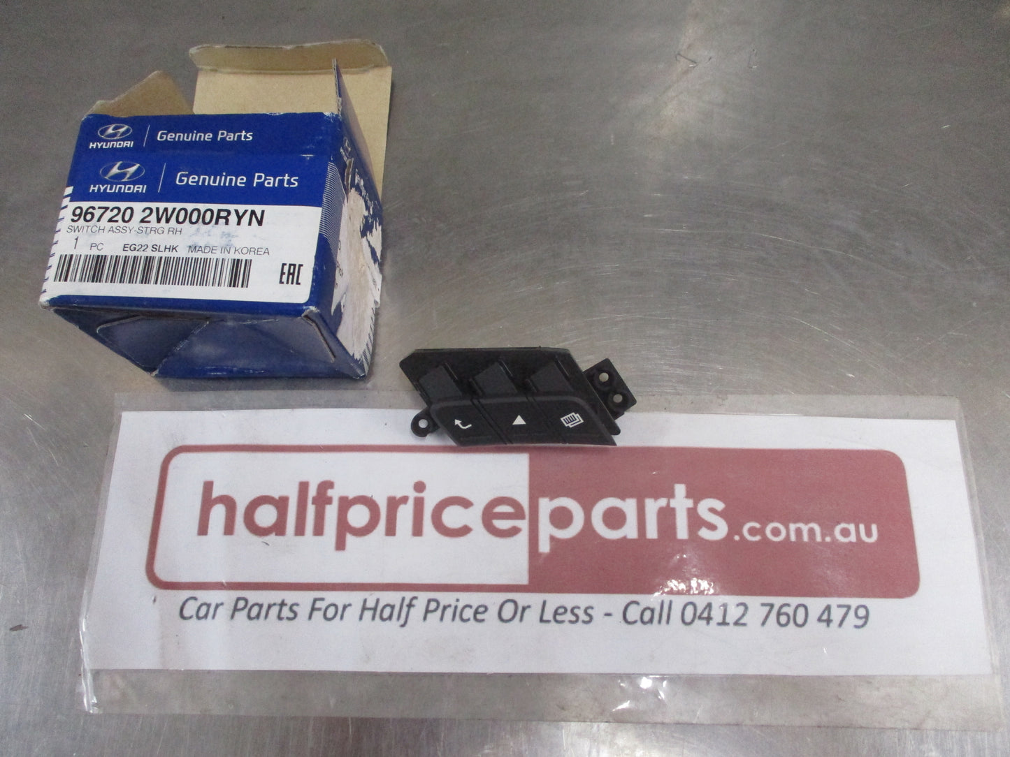 Hyundai Santa Fe Genuine Steering Wheel Right Hand Steering Control New Part
