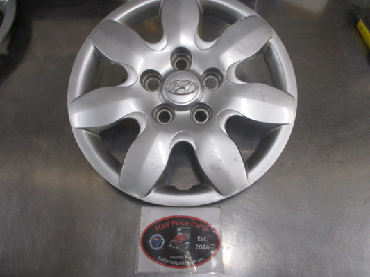 Hyundai Elantra Genuine Hub Cap VGC Used Part