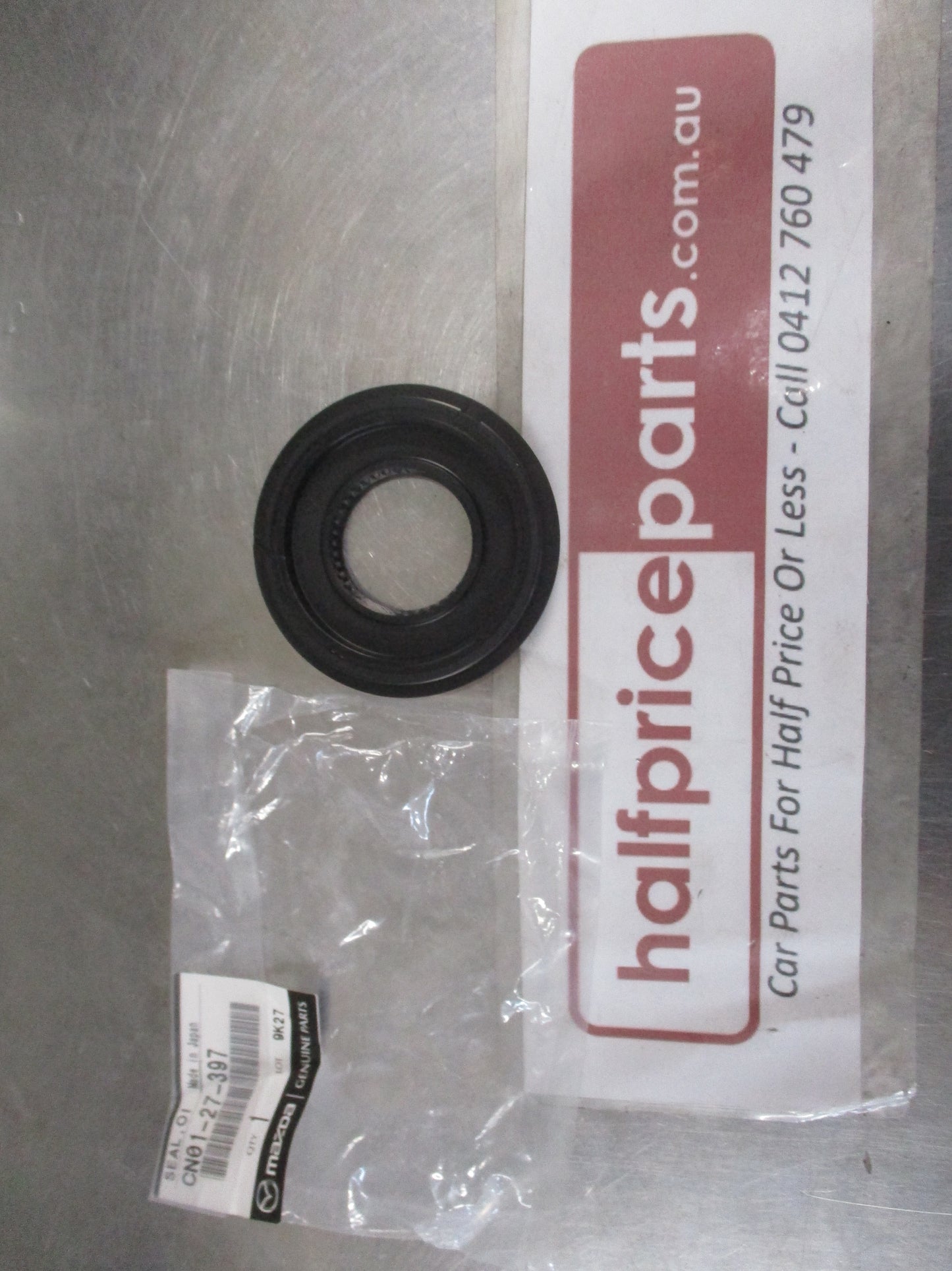 Mazda CX-3/CX-9/CX-5/6 Genuine Right Hand Front Axel Seal New Part