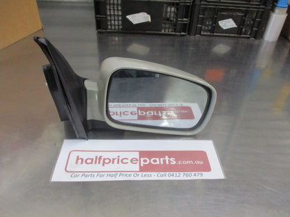 Kia Sorento Genuine Right Hand Outer Mirror Assembly Electric (Drivers With Scalp Unpainted) New Part