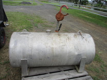 390 Liter Diesel Fuel Tank ExTruck Tank Has Dint Does Not Effect Use Doesn't Leak Used Part