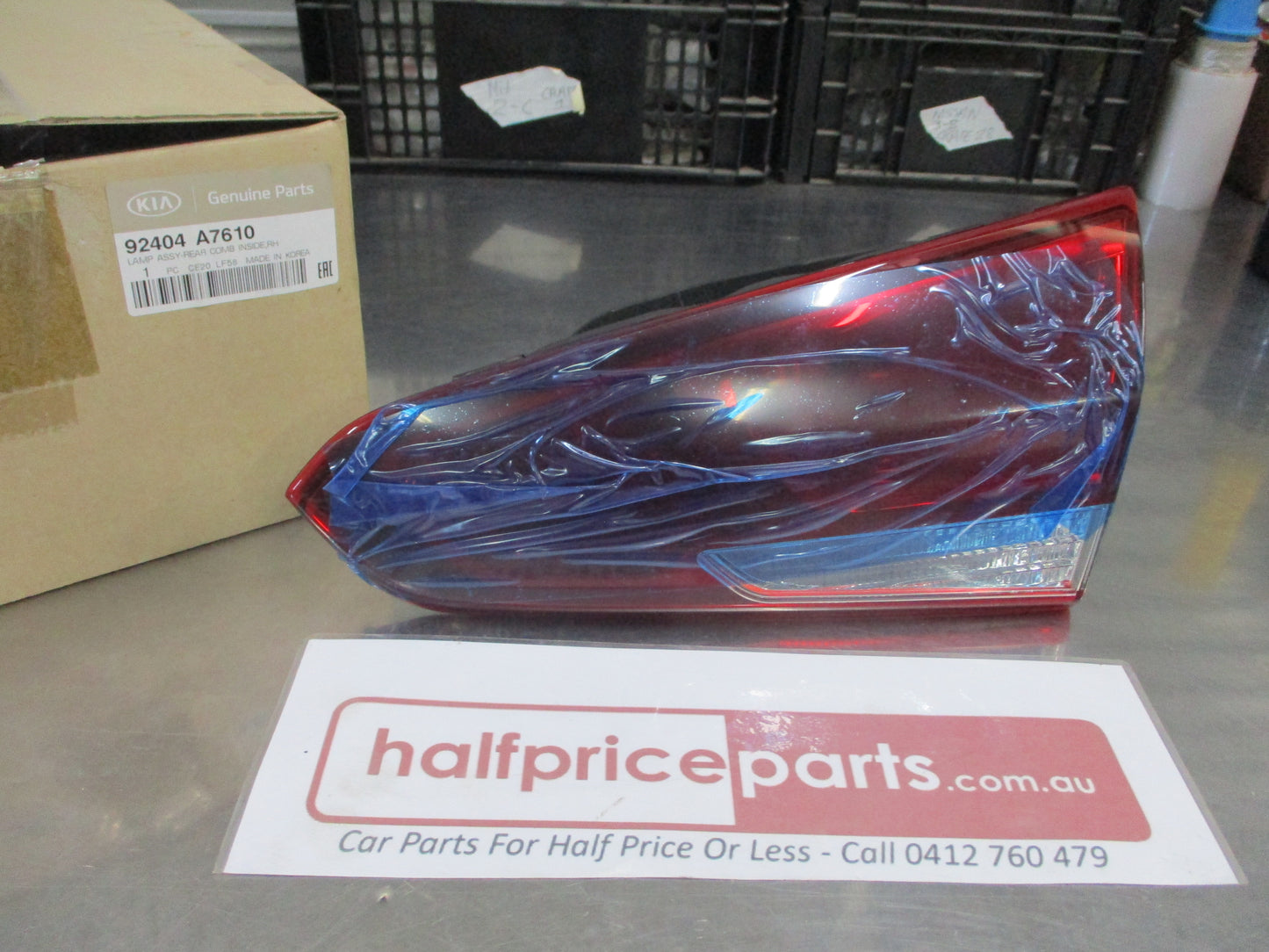 Kia Cerato Genuine Right Rear Combination Lamp Assembly (Drivers) New Part