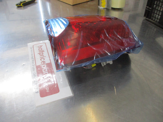 Kia Sorento Genuine Right Hand Rear Combination Tail Light Assembly New Part