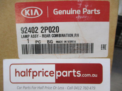 Kia Sorento Genuine Right Hand Rear Combination Tail Light Assembly New Part