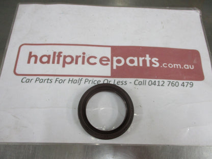 Toyota Landcruiser VDJ200/VDJ76/FZJ70 Genuine Front Crankshaft Seal New Part