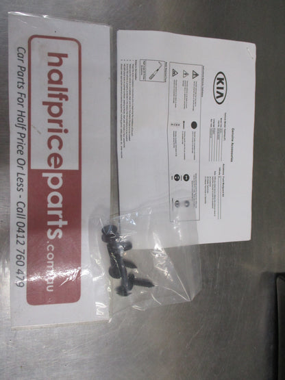 Kia Optima Genuine Front Mud Flap Set With Fitting Kit New Part