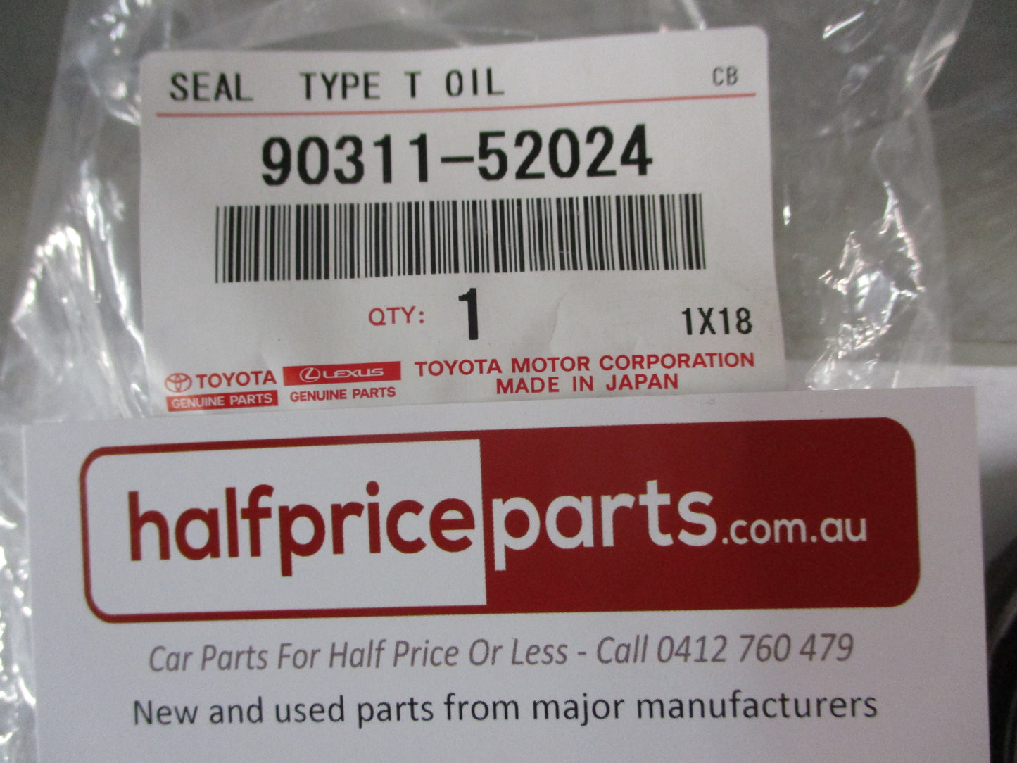 Toyota Landcruiser VDJ200/VDJ76/FZJ70 Genuine Front Crankshaft Seal New Part