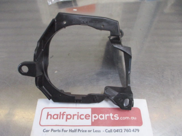 Ford Mustang Genuine Driver Side Fog Light Lamp Bracket New Part