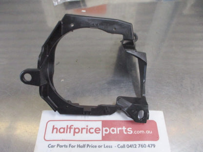 Ford Mustang Genuine Driver Side Fog Light Lamp Bracket New Part