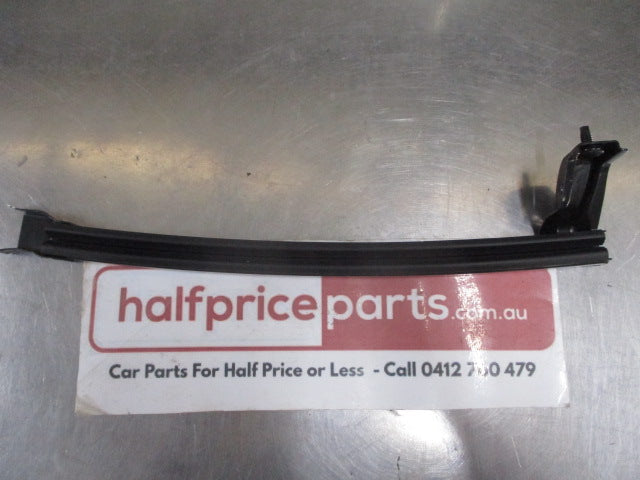 Ford FG Falcon Ute Genuine Right Hand Rear Quarter Panel Glass Moulding New Part